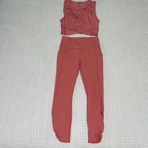 Fabletics workout set
